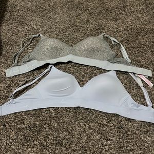 Victoria secret/ pink baby blue and grey pink bras. 34c
